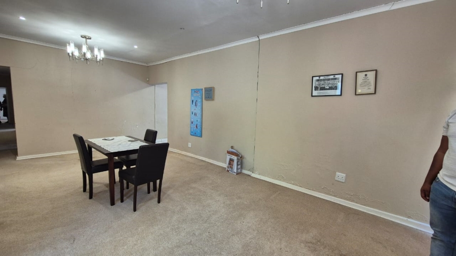 4 Bedroom Property for Sale in Bergsig Eastern Cape